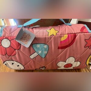 Adorable picnic blanket water resistant 57“ x 51“ Velcro closure NWT REG 24.95